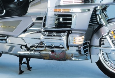 ENGINE LOWER SIDE COVERS 2-415