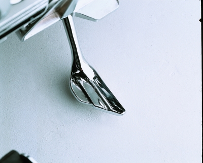 CRUIS WING KICKSTAND