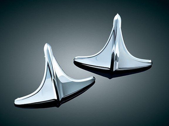 REAR FENDER ACCENTS (LEADING EDGE) TRIKE