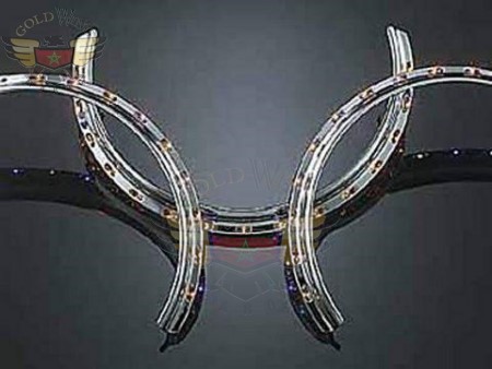 L’ambre extérieur brillant /l’anneau du feu  rouge et bleu polissant vers l