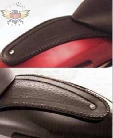 SIGNATURE TUXEDO TAIL